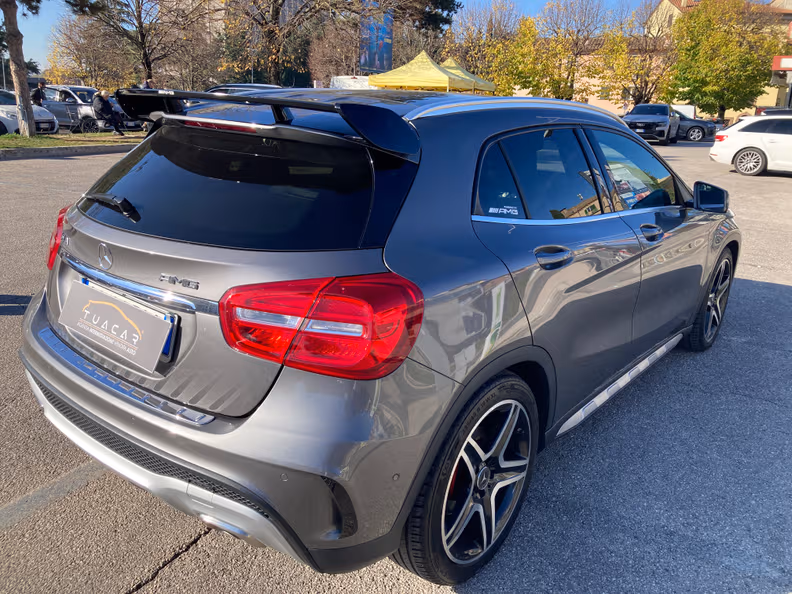 Mercedes-Benz GLA-Class - 19