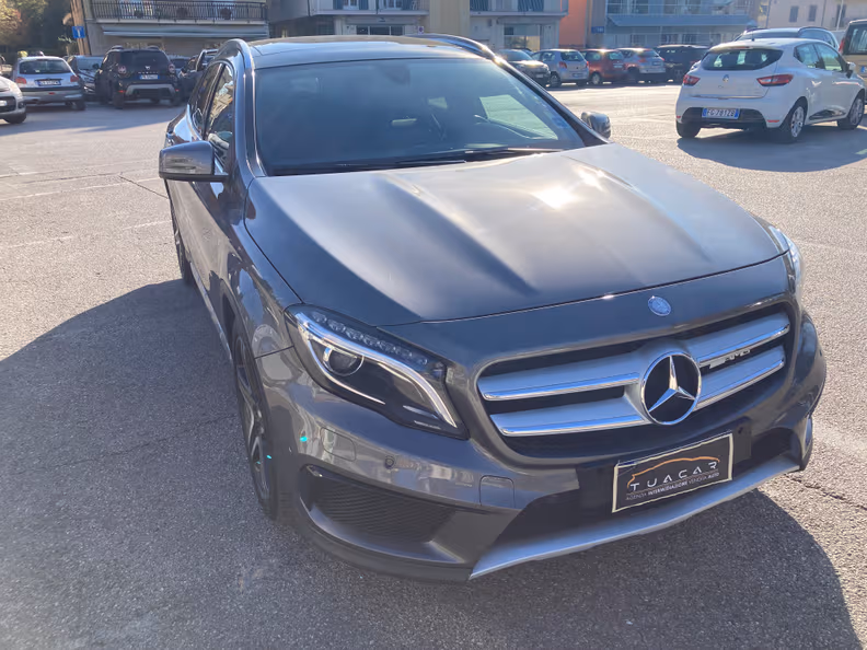 Mercedes-Benz GLA-Class - 28