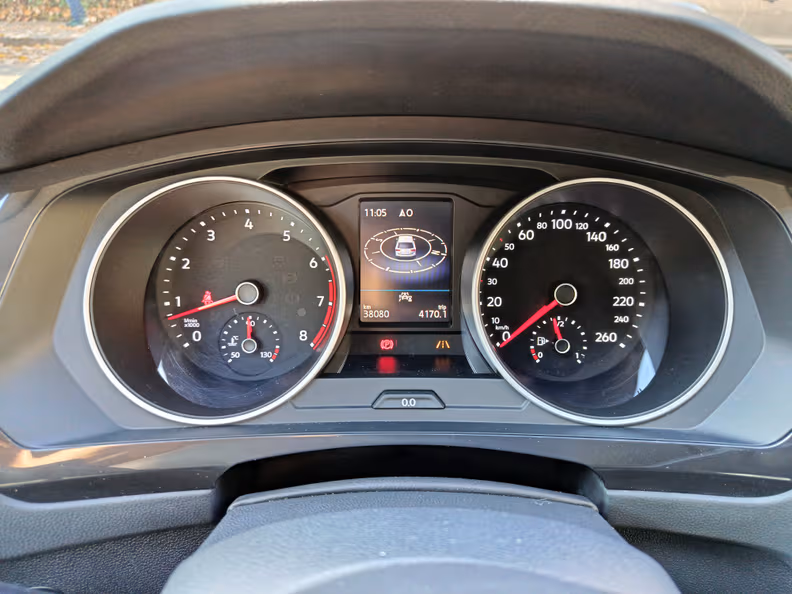 Volkswagen Tiguan - 14