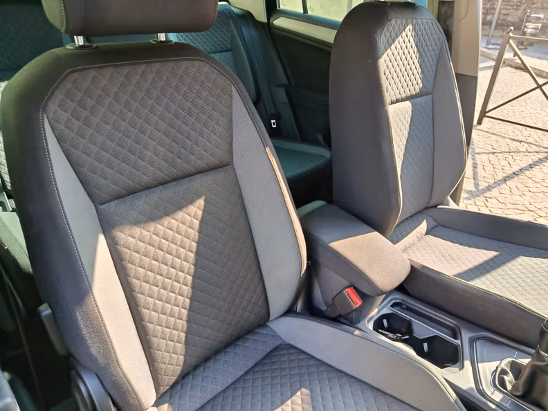 Volkswagen Tiguan - 25