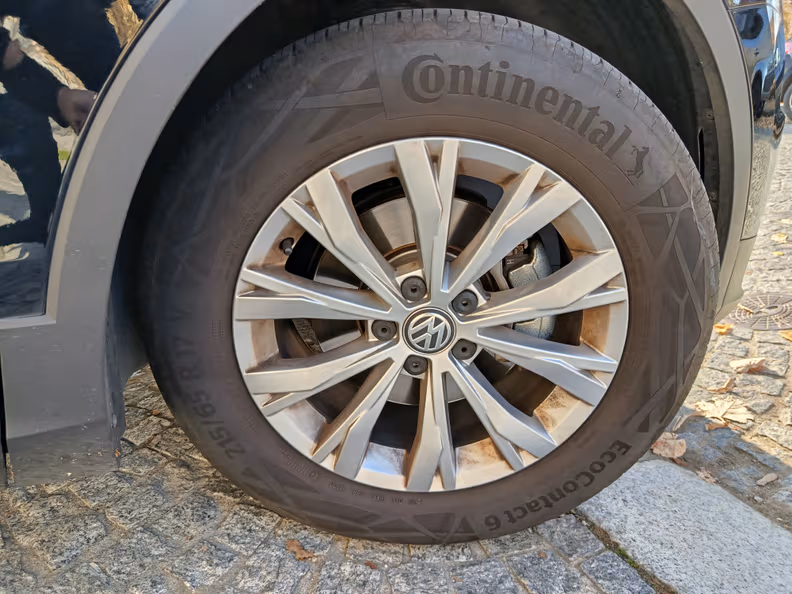 Volkswagen Tiguan - 44