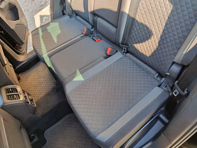 Volkswagen Tiguan - 33