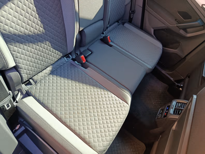 Volkswagen Tiguan - 30