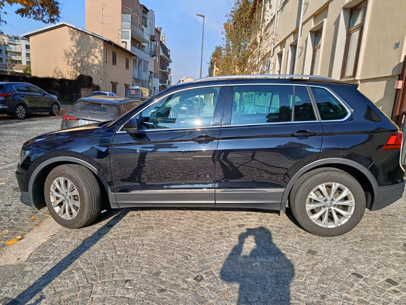 Volkswagen Tiguan - 8