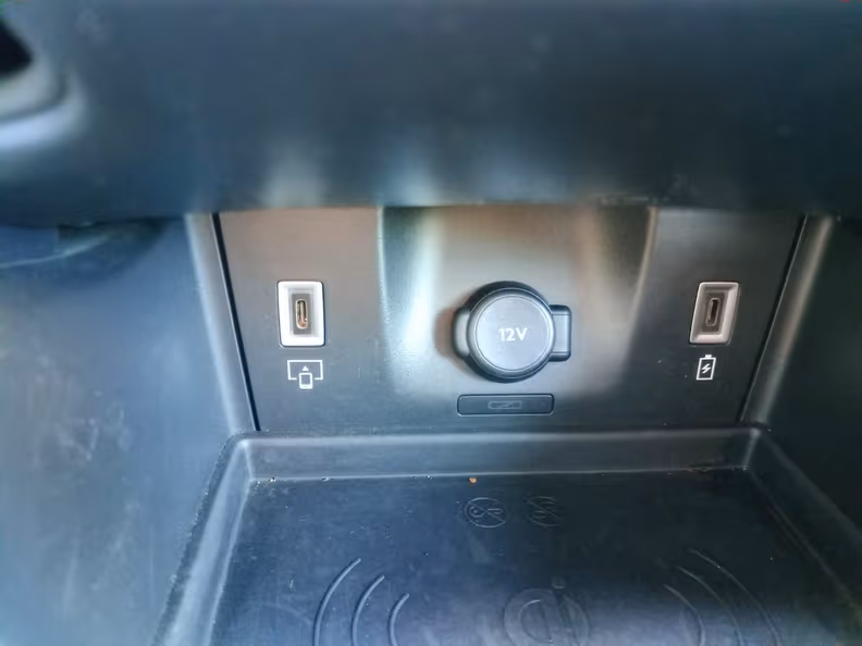 Ds automobiles DS 7 /  DS 7 Crossback - 37