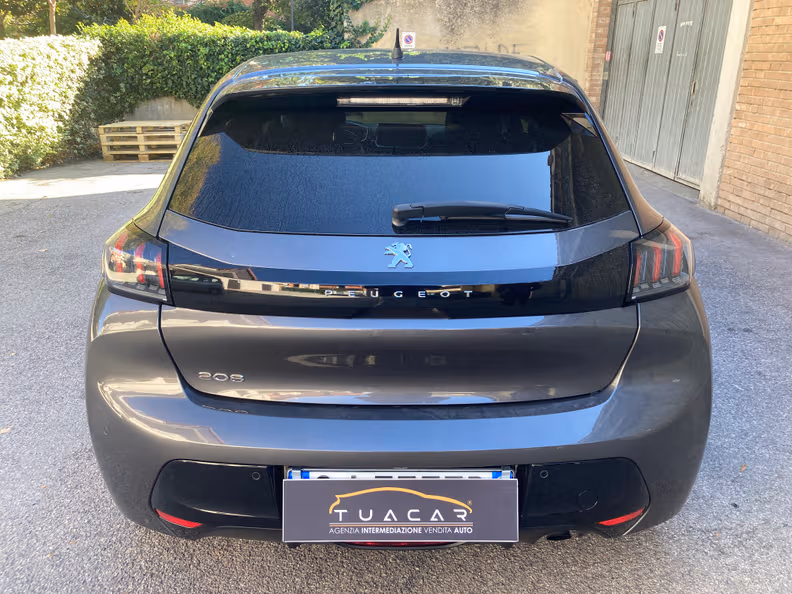 Peugeot 208 - 21