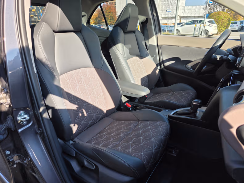 Toyota Yaris Cross - 17