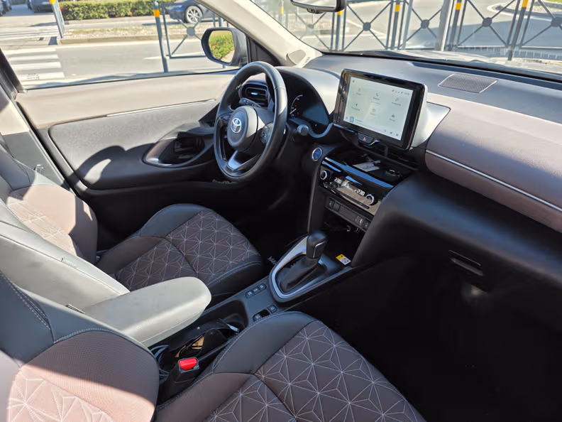 Toyota Yaris Cross - 20