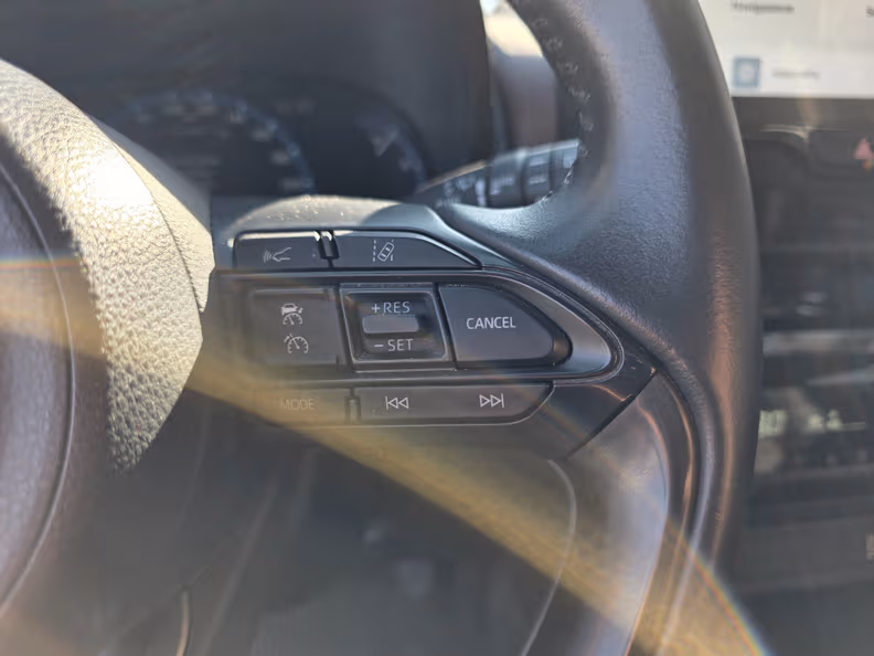 Toyota Yaris Cross - 12