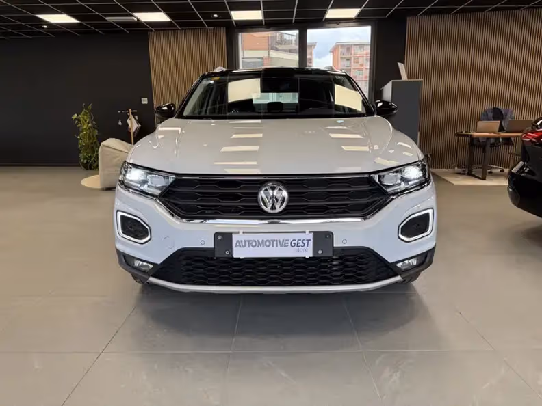 Volkswagen T-ROC - 8