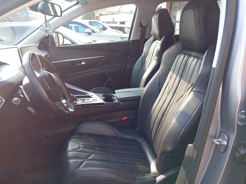 Peugeot 5008 - 16