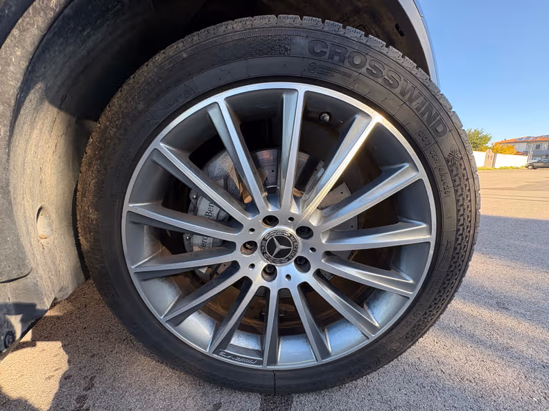 Mercedes-Benz GLC-Class - 37