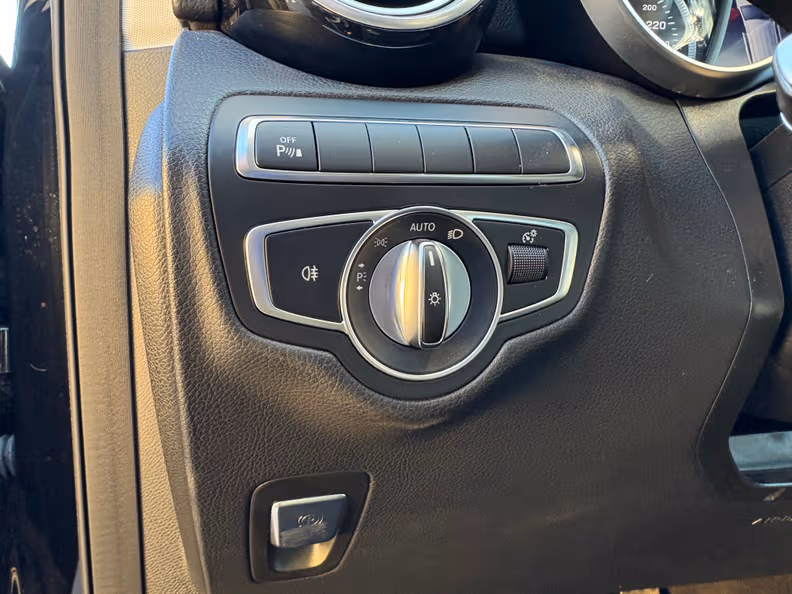 Mercedes-Benz GLC-Class - 20