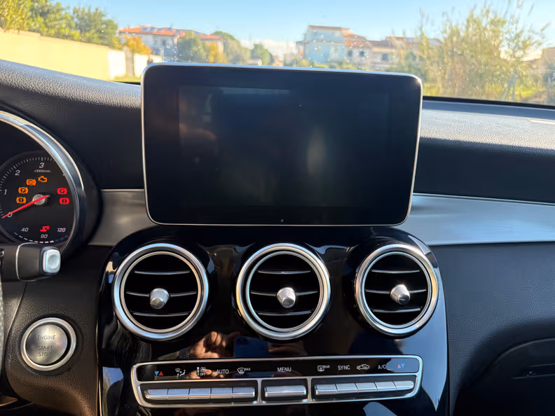 Mercedes-Benz GLC-Class - 22