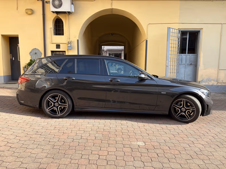 Mercedes-Benz C-Class - 4