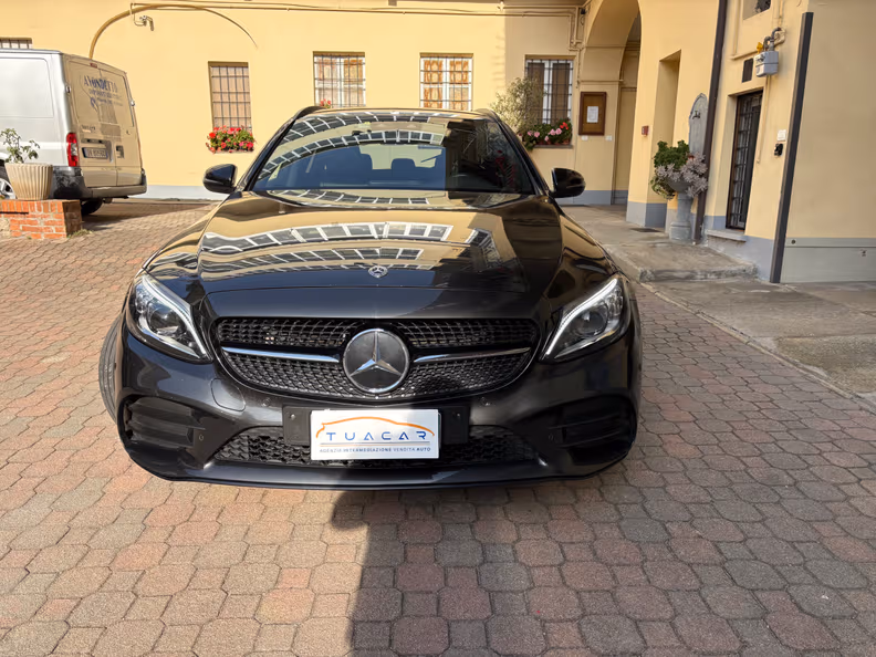 Mercedes-Benz C-Class - 2