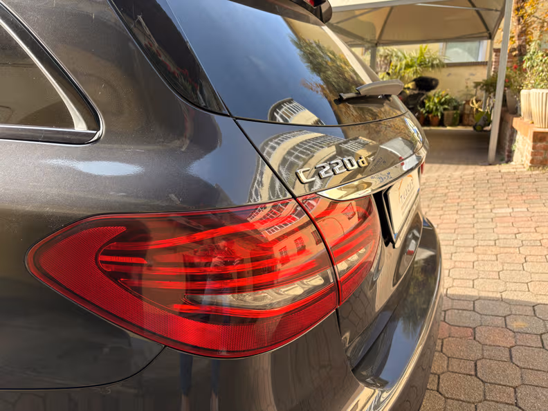 Mercedes-Benz C-Class - 10