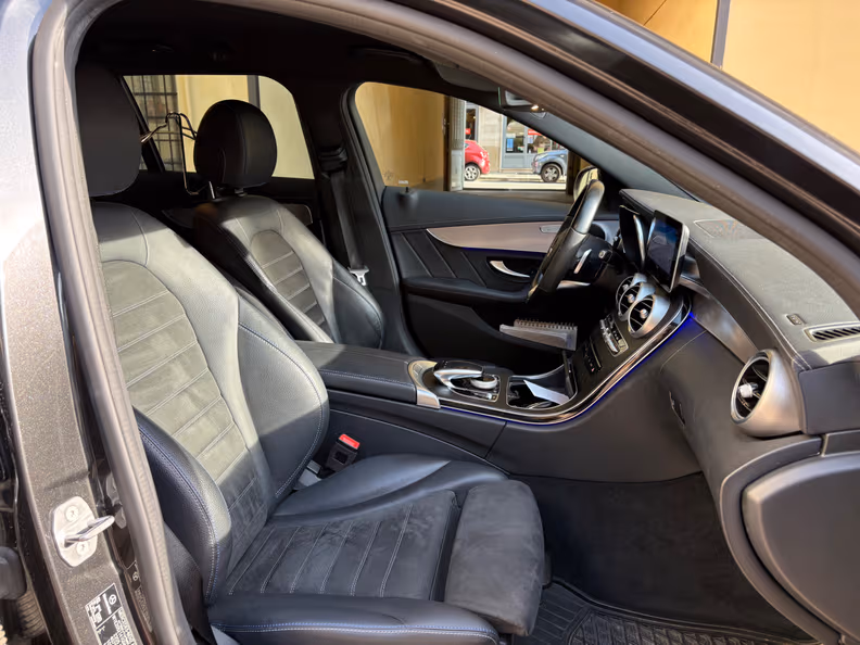 Mercedes-Benz C-Class - 23