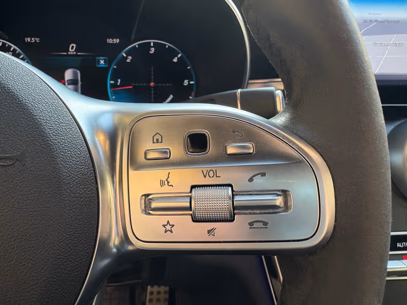 Mercedes-Benz C-Class - 17