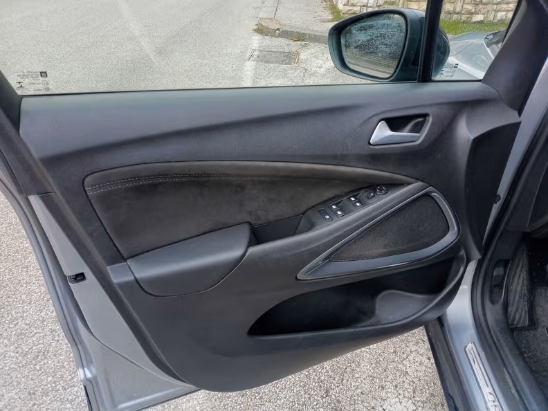 Opel Crossland/Crossland X - 37