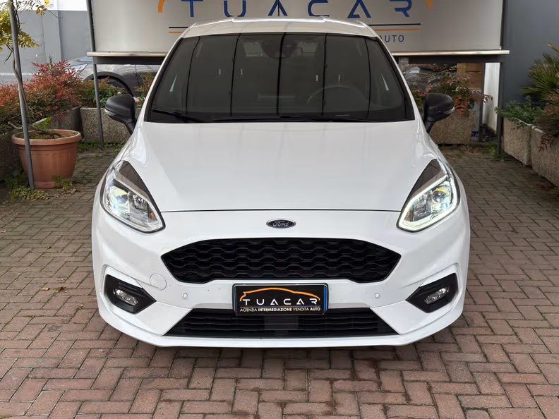 Ford Fiesta - 2