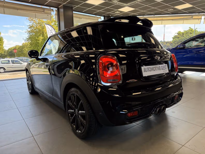 Mini 3-door / 5-door Hatch - 3