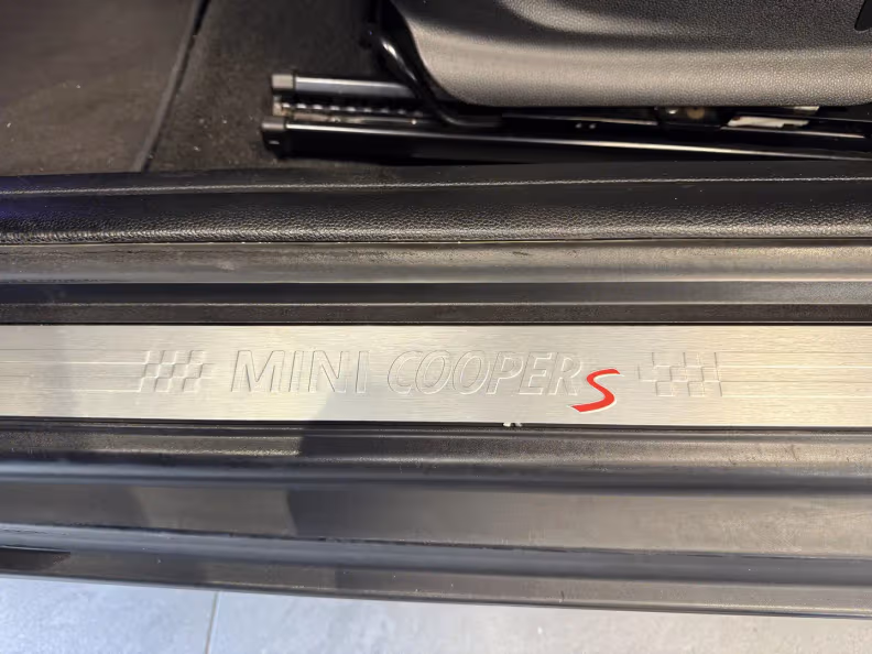 Mini 3-door / 5-door Hatch - 13