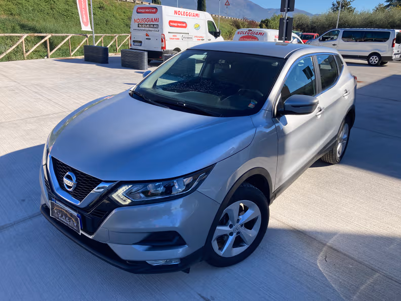 Nissan Qashqai - 2