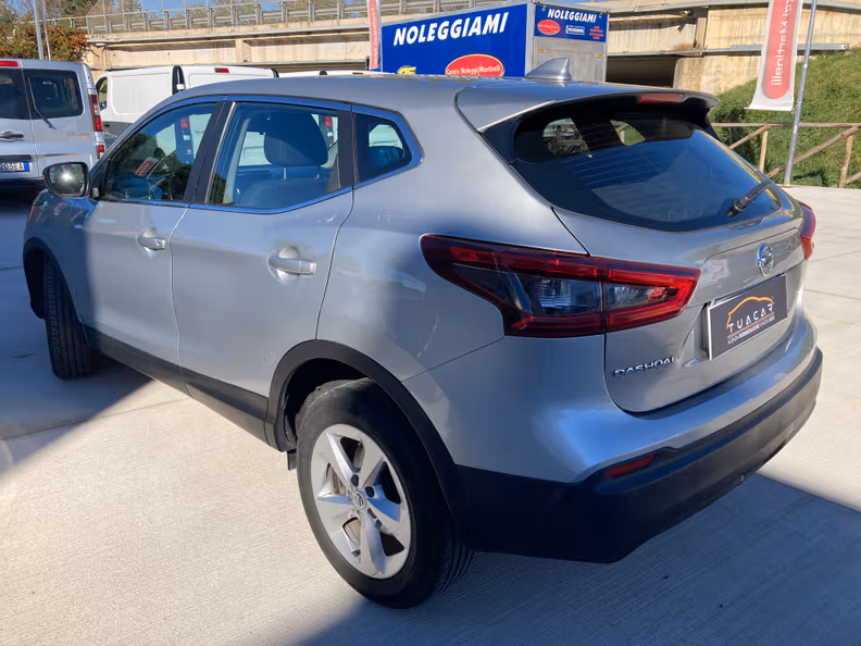 Nissan Qashqai - 10