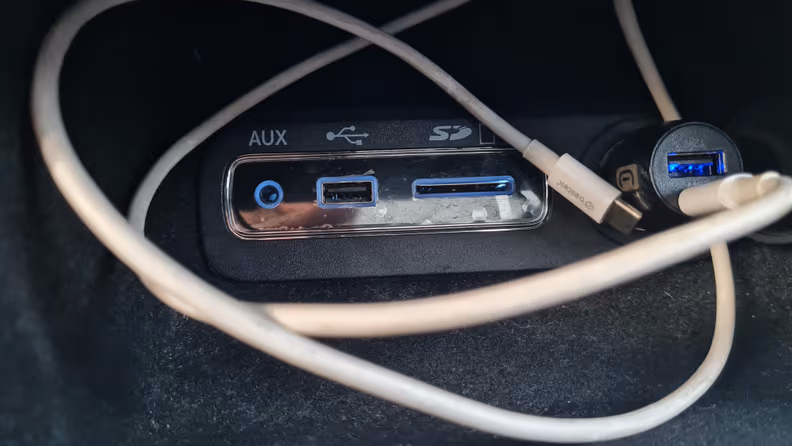 Jeep Grand Cherokee - 29