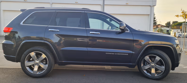 Jeep Grand Cherokee - 4