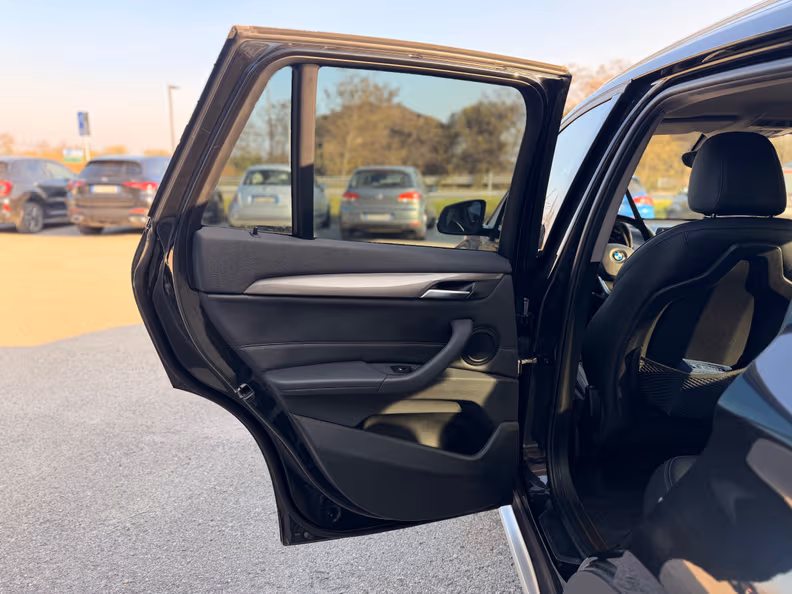BMW X1 - 28