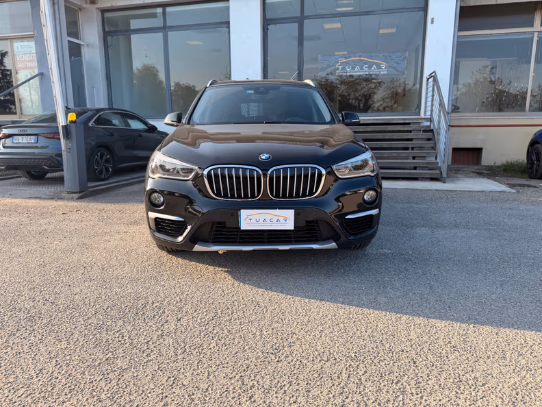 BMW X1 - 8