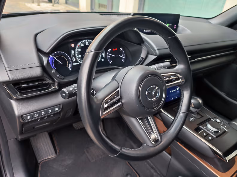 Mazda MX-30 - 11