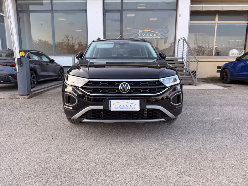 Volkswagen T-ROC - 8