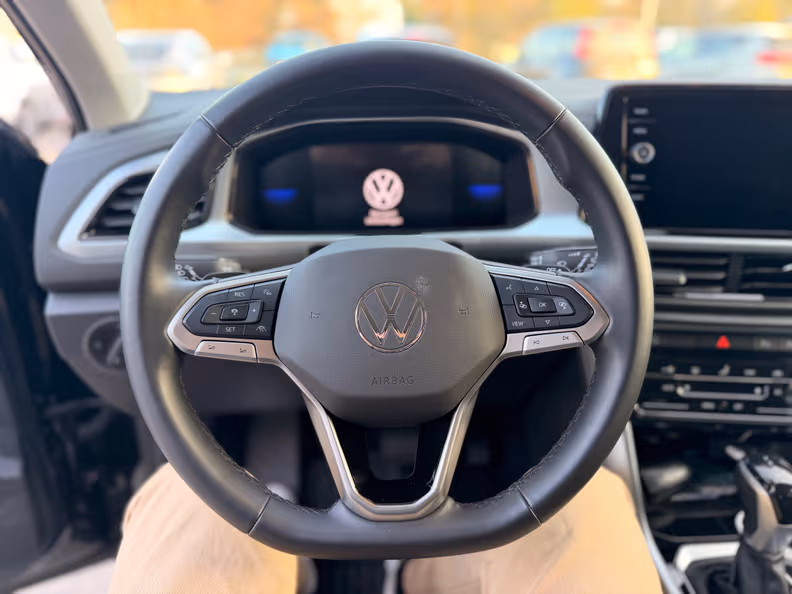 Volkswagen T-ROC - 14