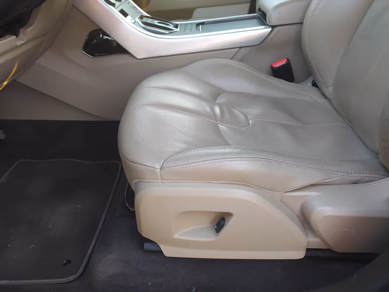 Land Rover Range Rover Evoque - 34