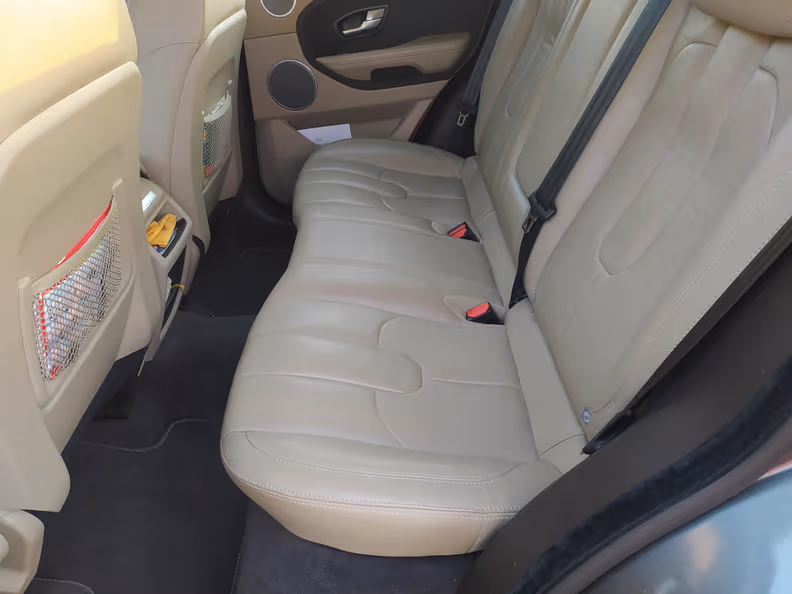 Land Rover Range Rover Evoque - 49