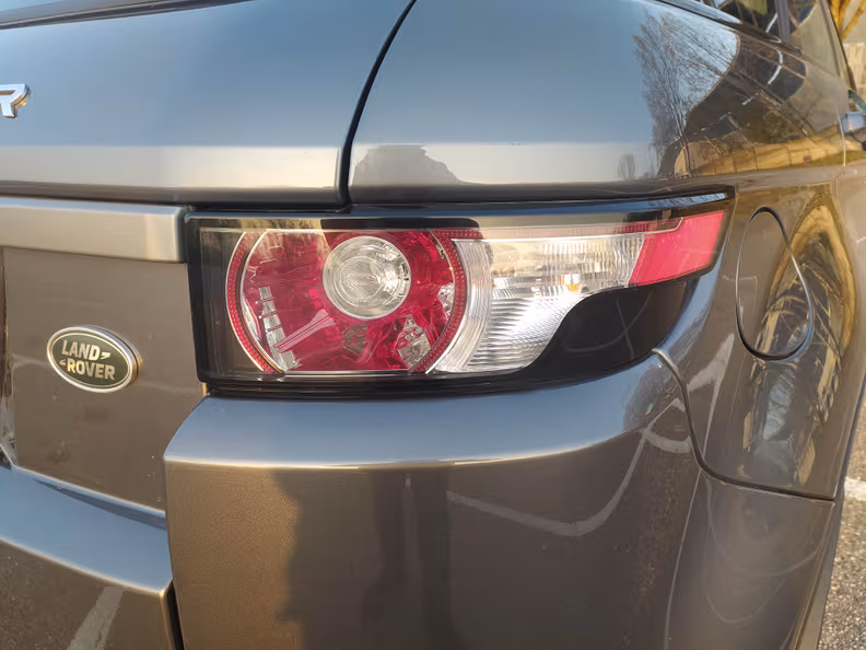 Land Rover Range Rover Evoque - 18