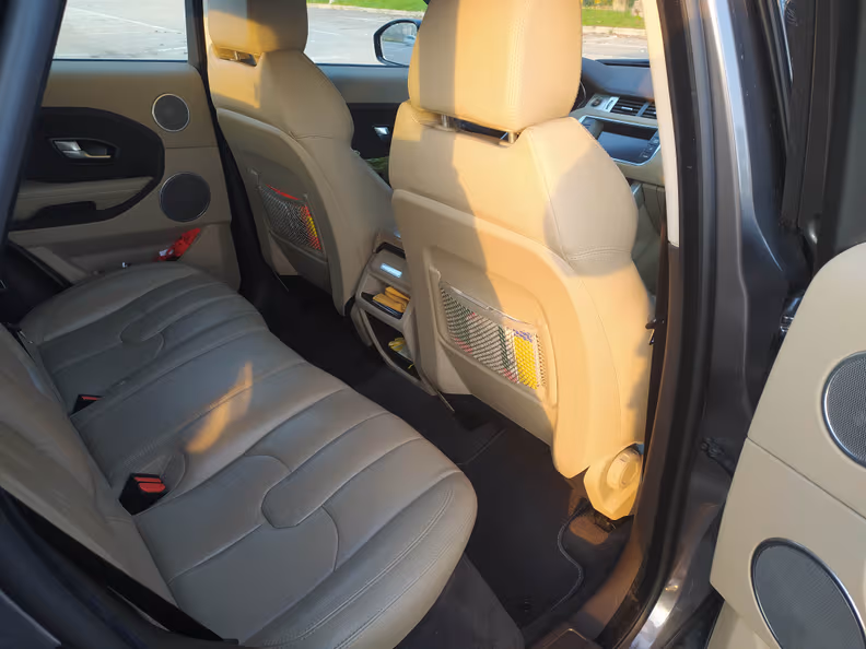 Land Rover Range Rover Evoque - 46