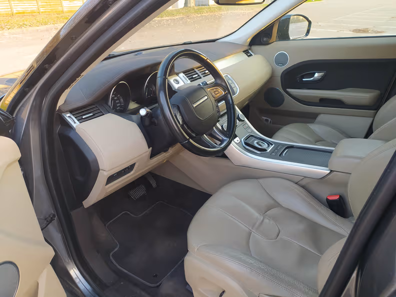 Land Rover Range Rover Evoque - 7