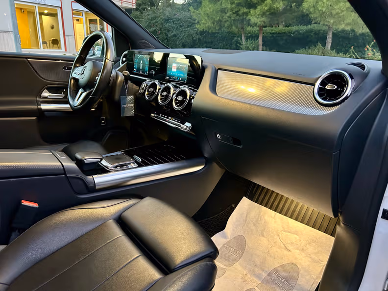 Mercedes-Benz B-Class - 17