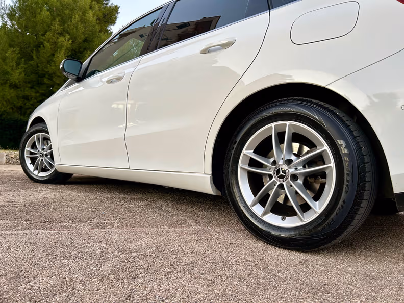 Mercedes-Benz B-Class - 11