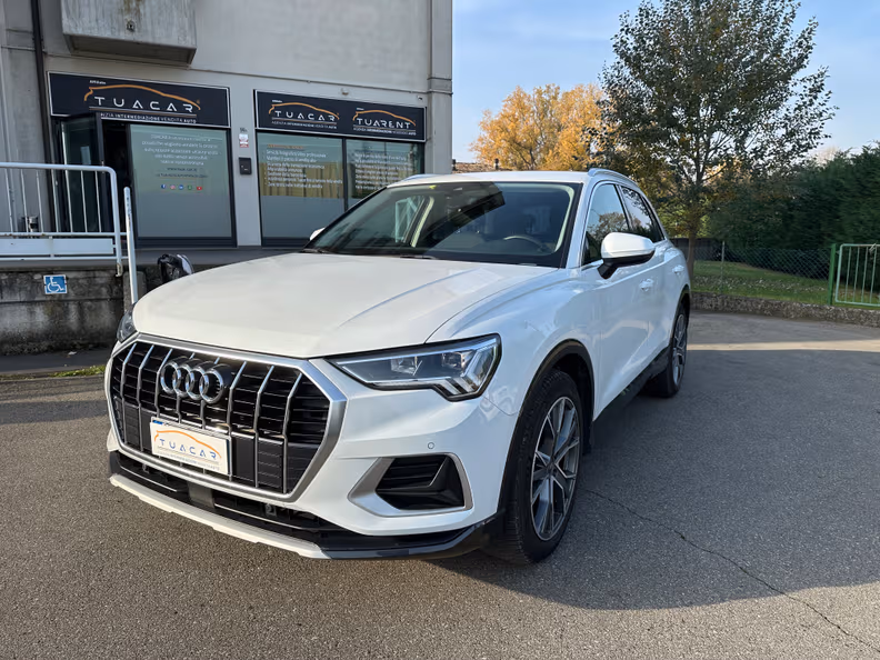 Audi Q3 - 1