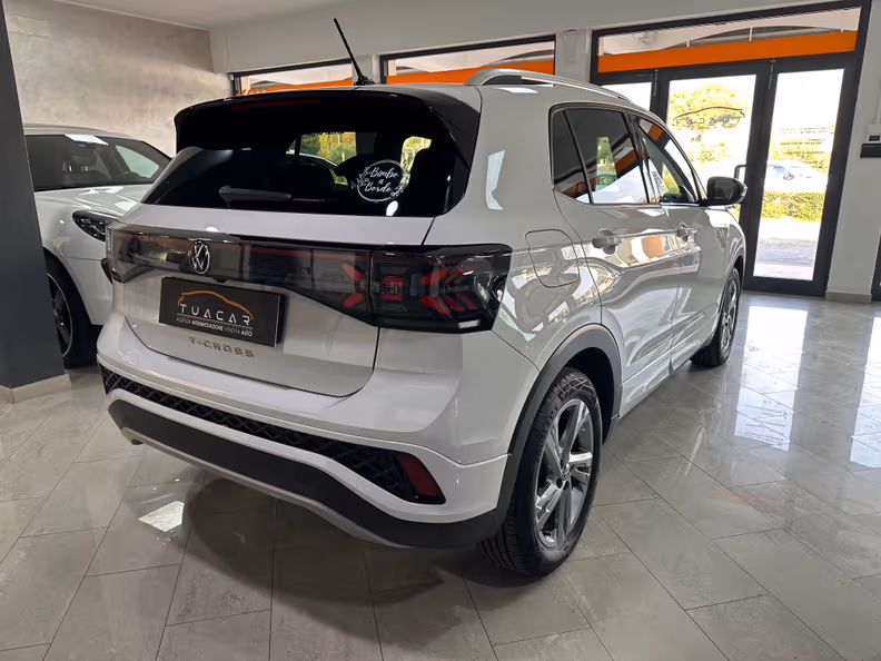 Volkswagen T-Cross - 4