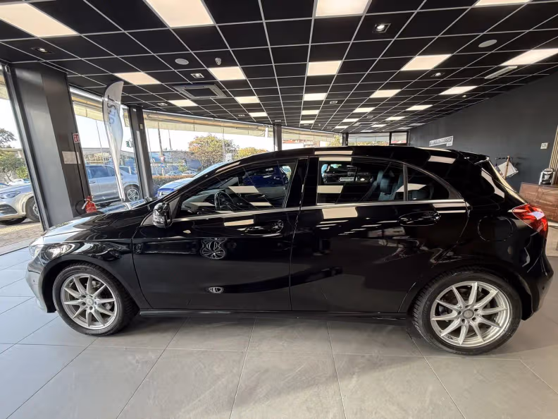 Mercedes-Benz A-Class - 2