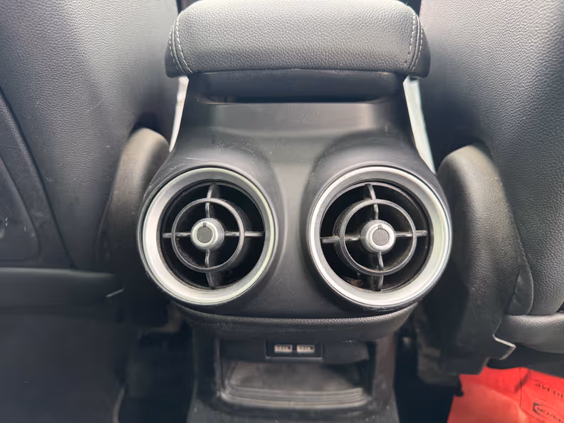 Alfa Romeo Stelvio - 47