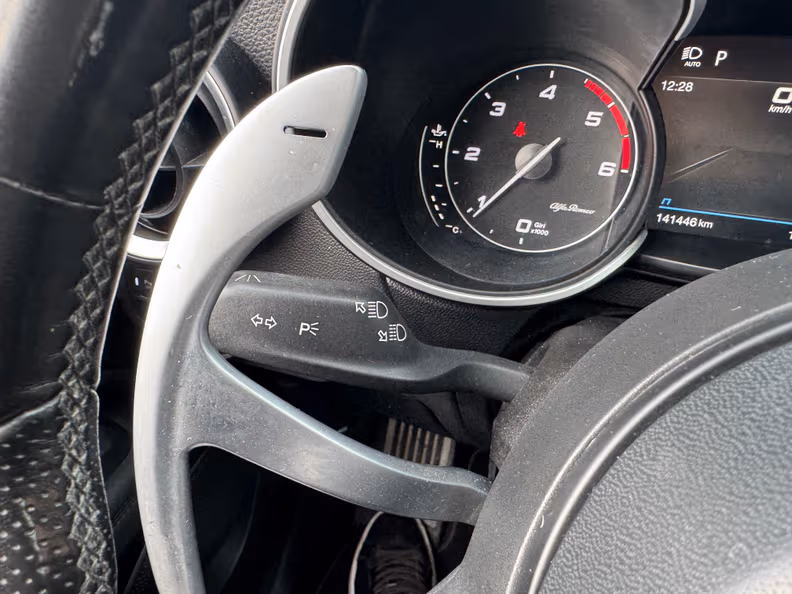 Alfa Romeo Stelvio - 24