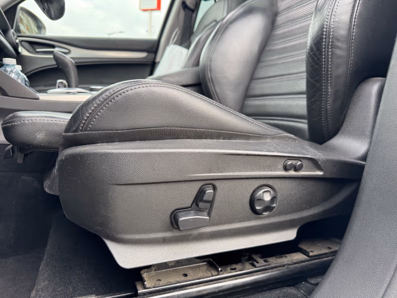 Alfa Romeo Stelvio - 49