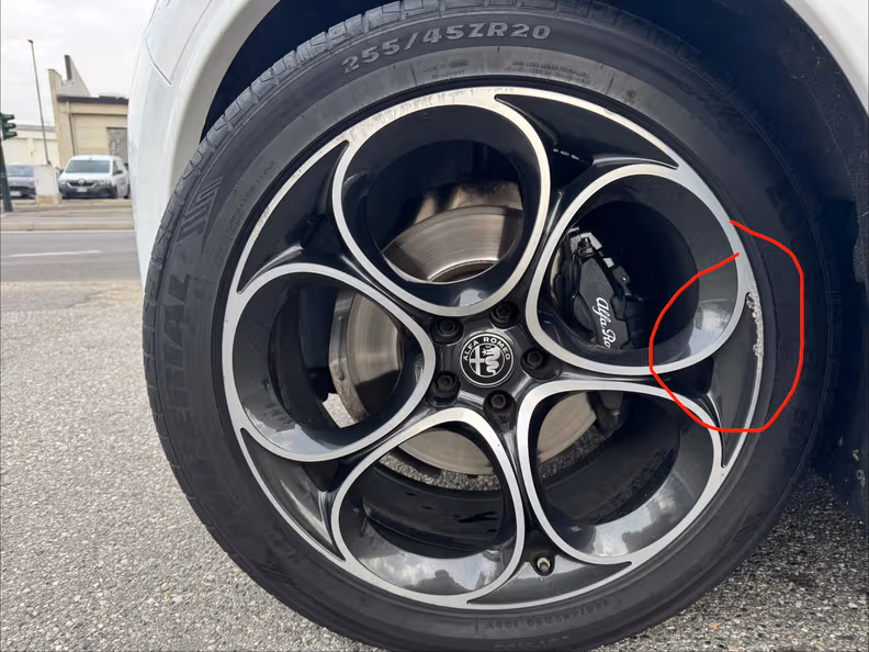 Alfa Romeo Stelvio - 57